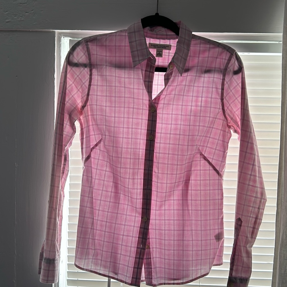Banana Republic 
Fitted no iron pink/purple checked shirt